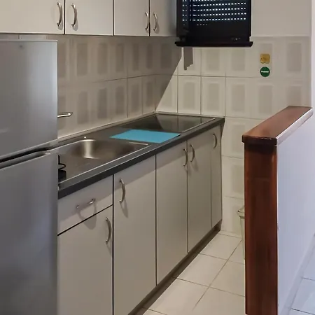 2 Bedroom Beautiful In Zadar